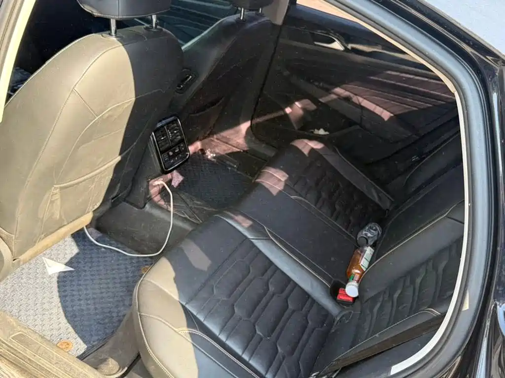 Фото 4 - Volkswagen Passat