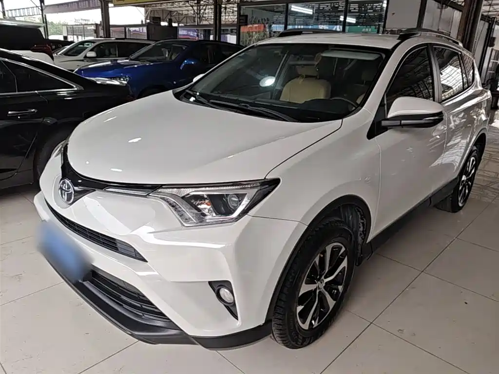 Toyota RAV4 Rongfang 2016 2.0L CVT 2WD Urban (China V)