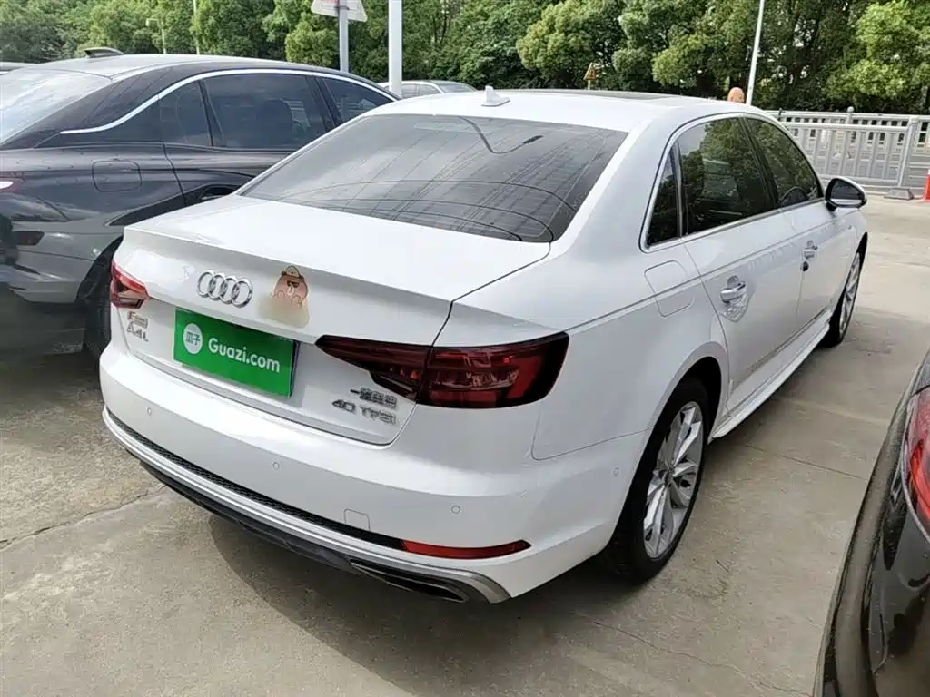 Audi A4L 2019 40 TFSI Fashion (China V) фото 7