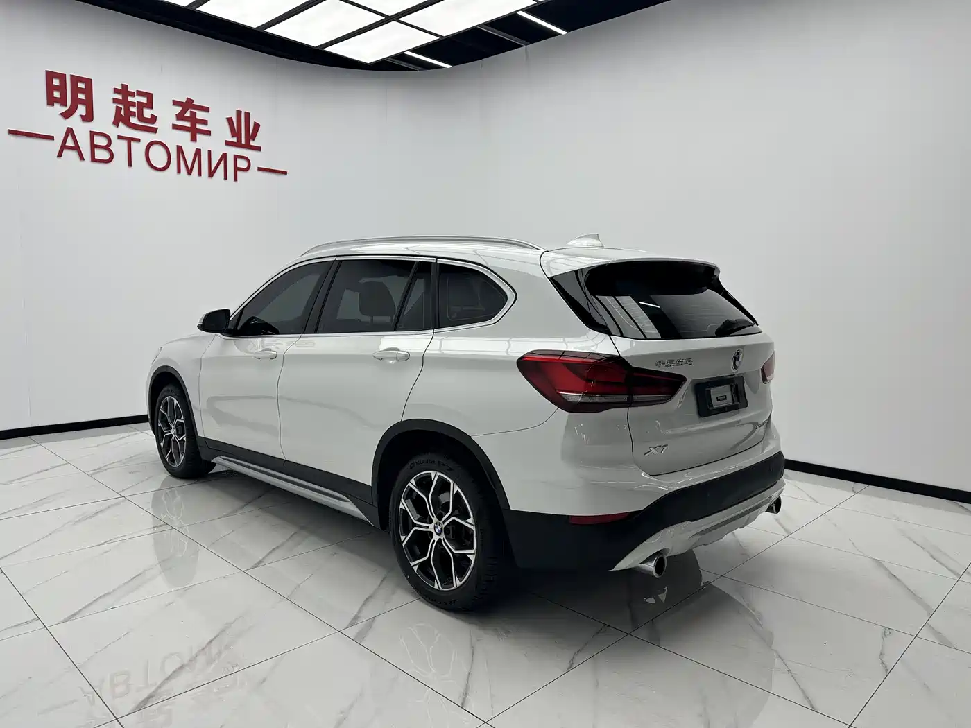 BMW X1 2022 sDrive20Li Premium фото 8