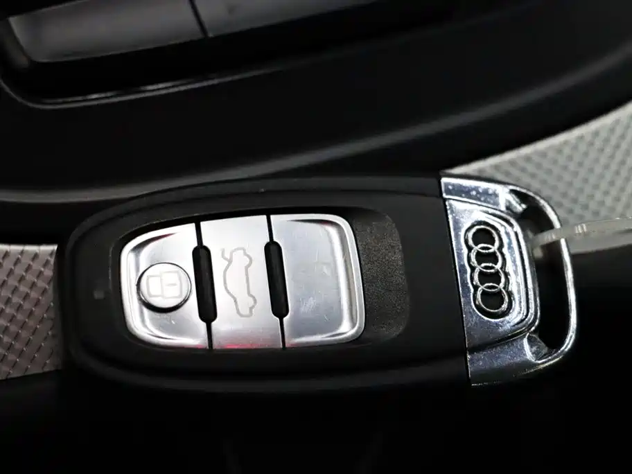 Audi A4L 2013 35 TFSI Automatic Standard фото 26