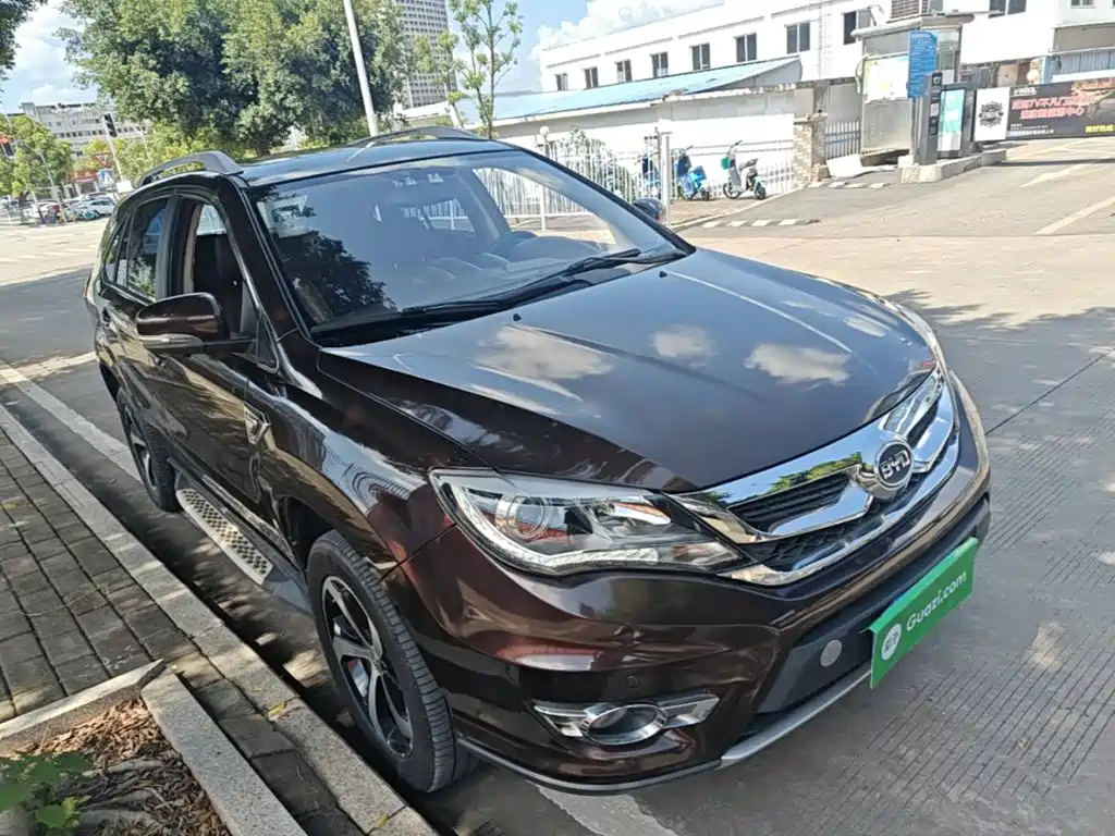 BYD S7 2015 2015 2.0T Upgrade Automatic Premium