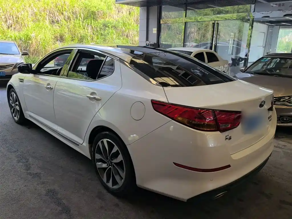 Kia K5 2014 2.0L Automatic LUXURY фото 5