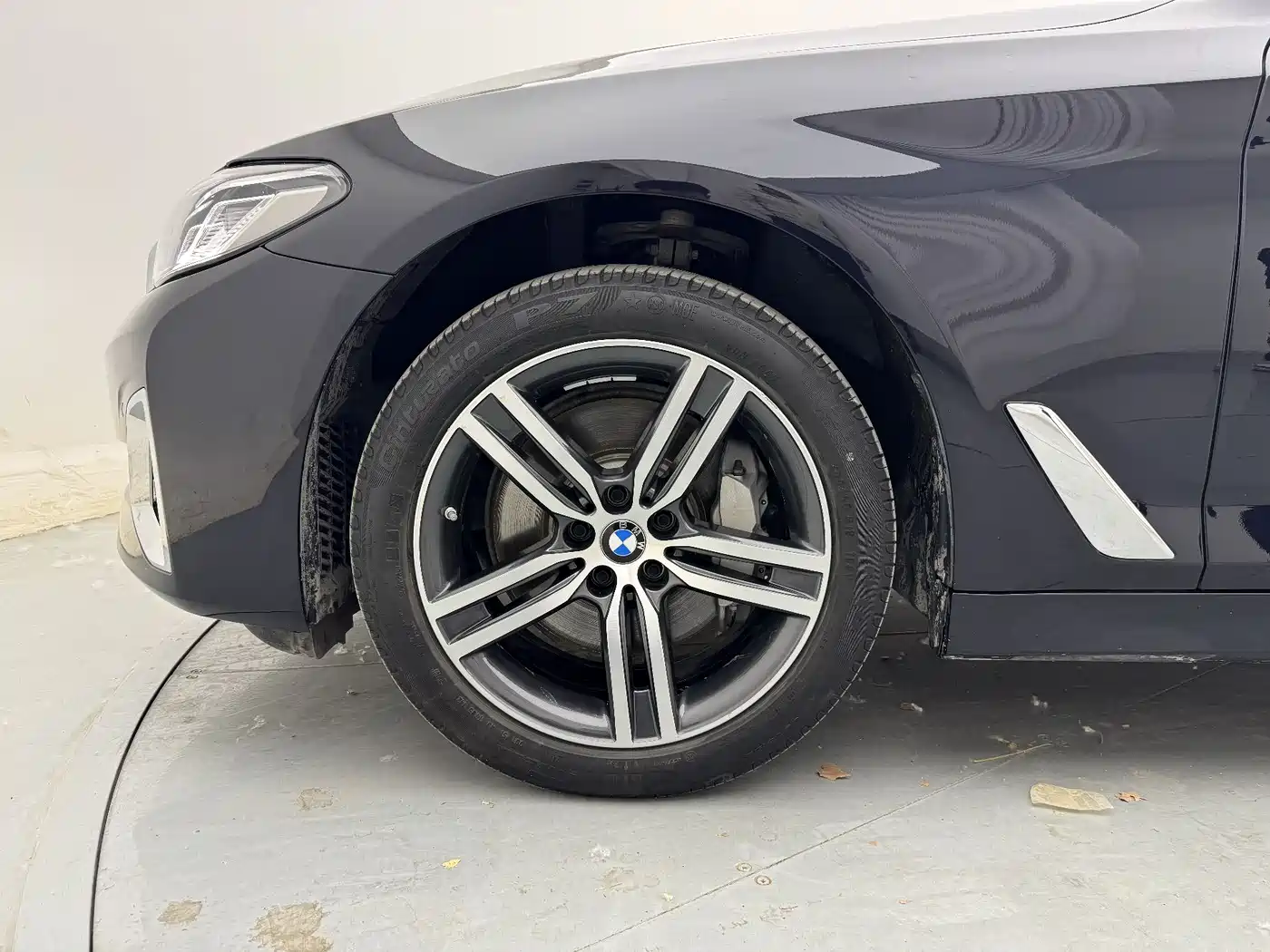 BMW 5 Series 2021 530Li Leading Luxury Package фото 27