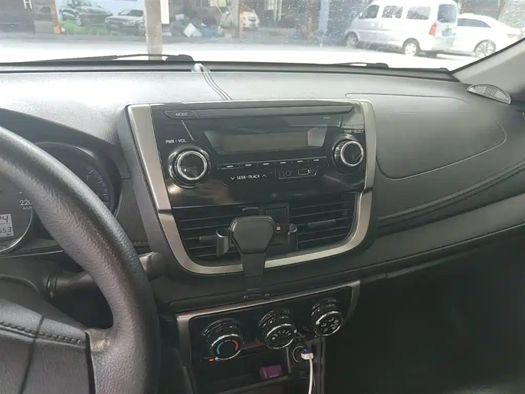 Toyota Vios 2017 1.5L CVT Pioneer фото 13
