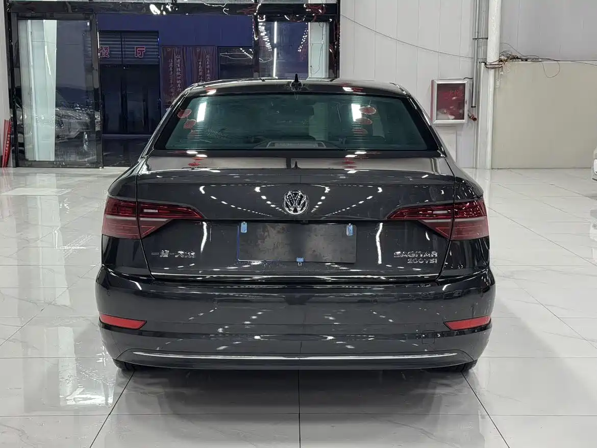 Volkswagen Sagitar 2021 200TSI DSG Surpassing Edition фото 6