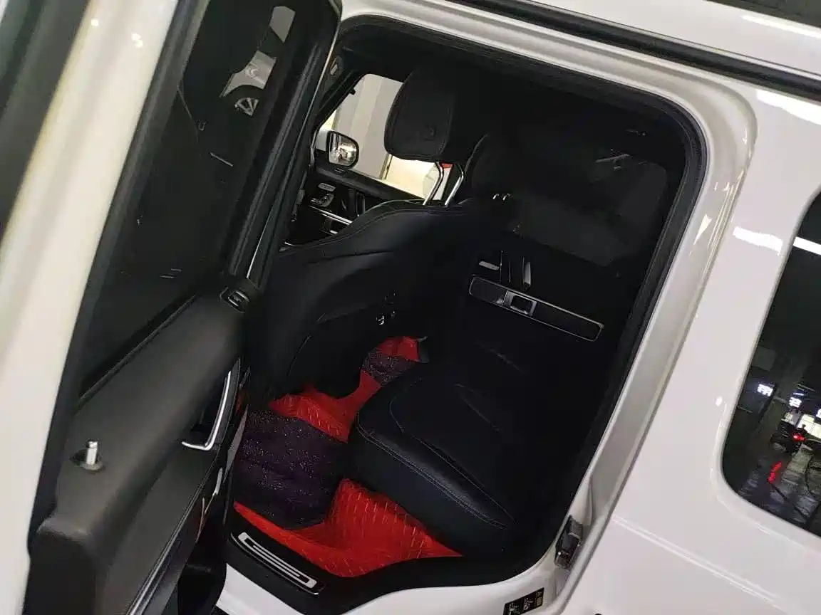 MERCEDES-BENZ G CLASS