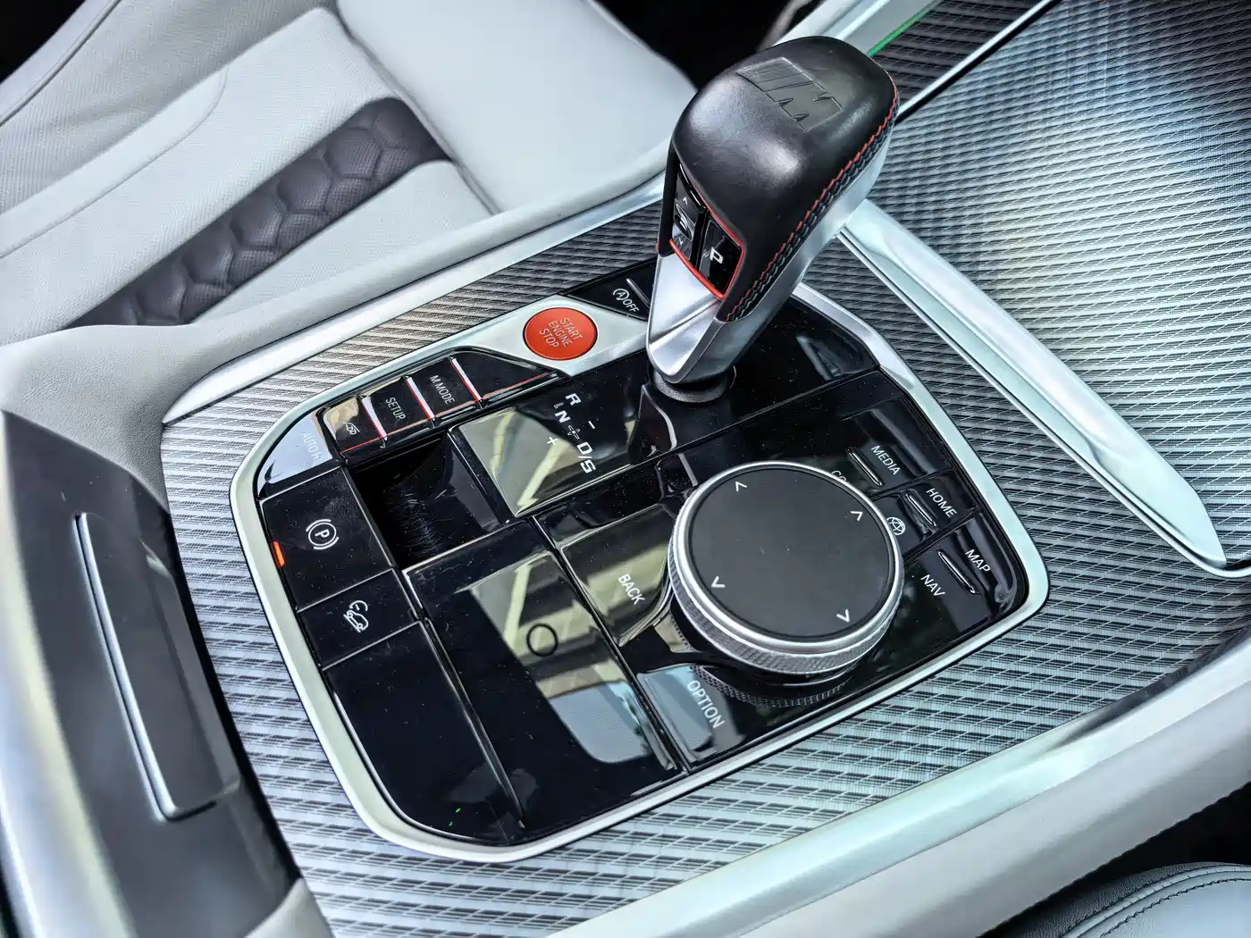 BMW X6 M 2022 X6 M фото 20