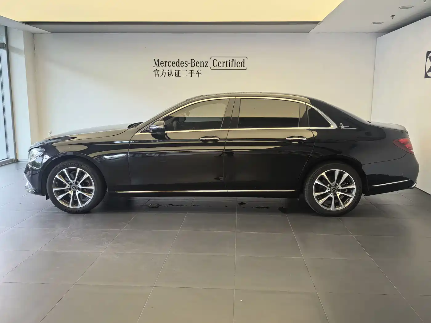 Mercedes-Benz E-Class, миниатюра 2