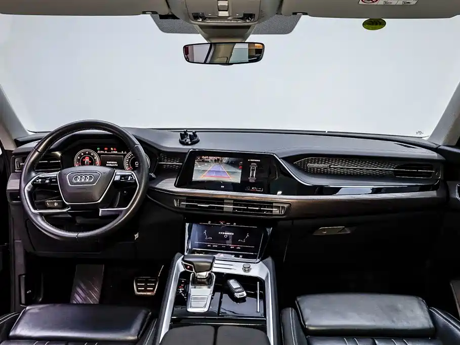 Audi Q6 2024 40 TFSI quattro Cloud View Yulin Package 7-seater фото 29