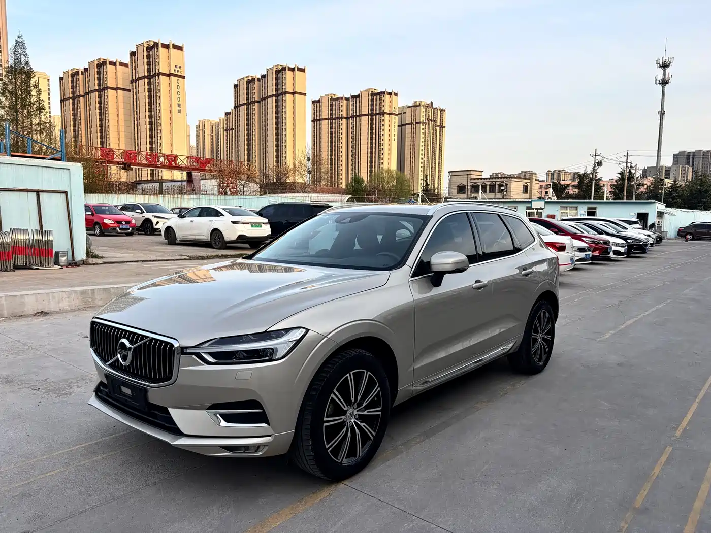 VOLVO XC60