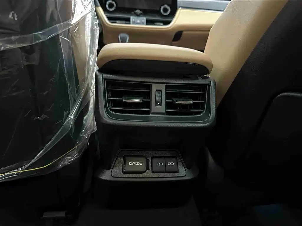 Lexus ES 2025 200 Ultimate Edition фото 12