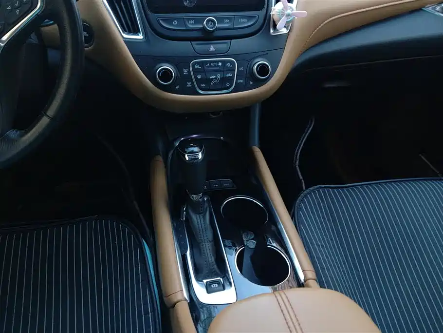 Chevrolet Malibu XL 2016 1.5T DCT Ruiyao Edition фото 16