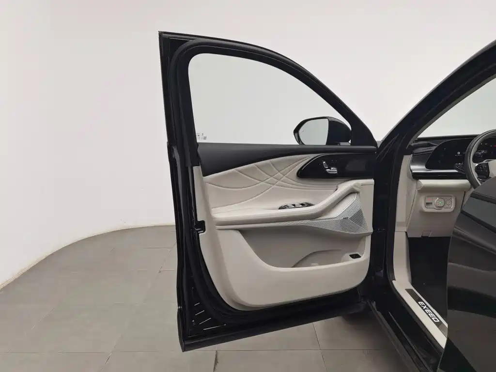Exeed Yaoguang 2023 2023 400T 4WD Luxury Edition