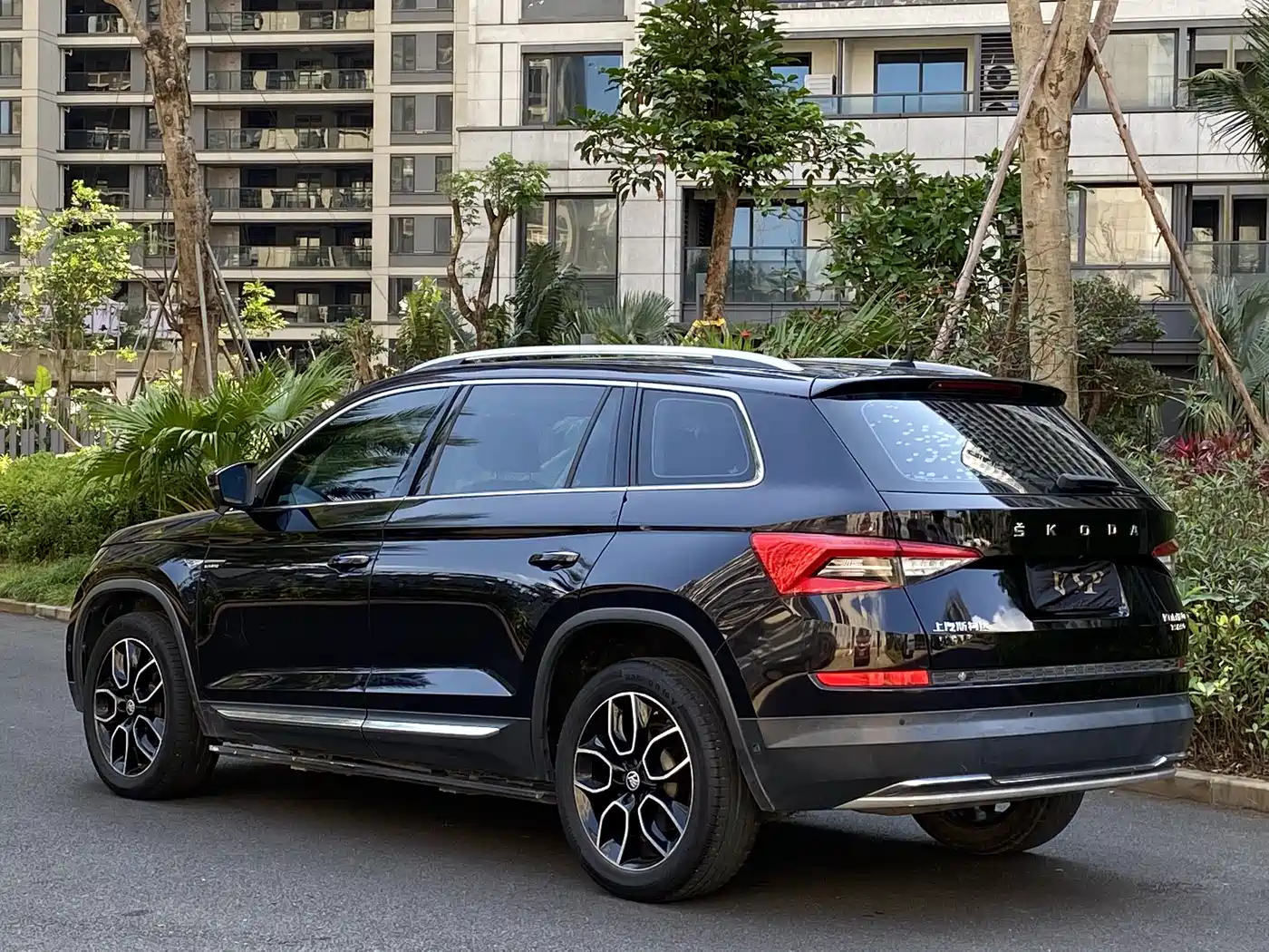 Škoda Kodiaq 2020 TSI330 5-Seater 2WD Luxury Premium Edition фото 7
