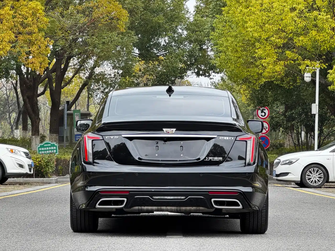 CADILLAC CT5