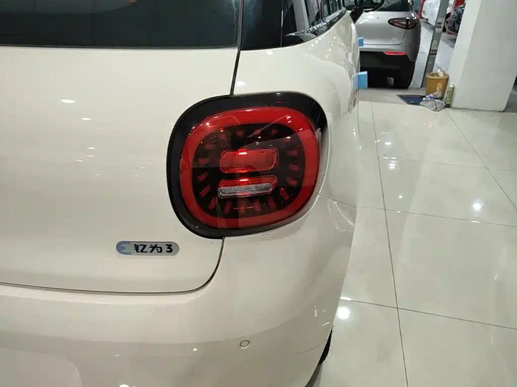JAC Yiwei Yiwei 3 2025 2024 Beloved Edition 330km Lite