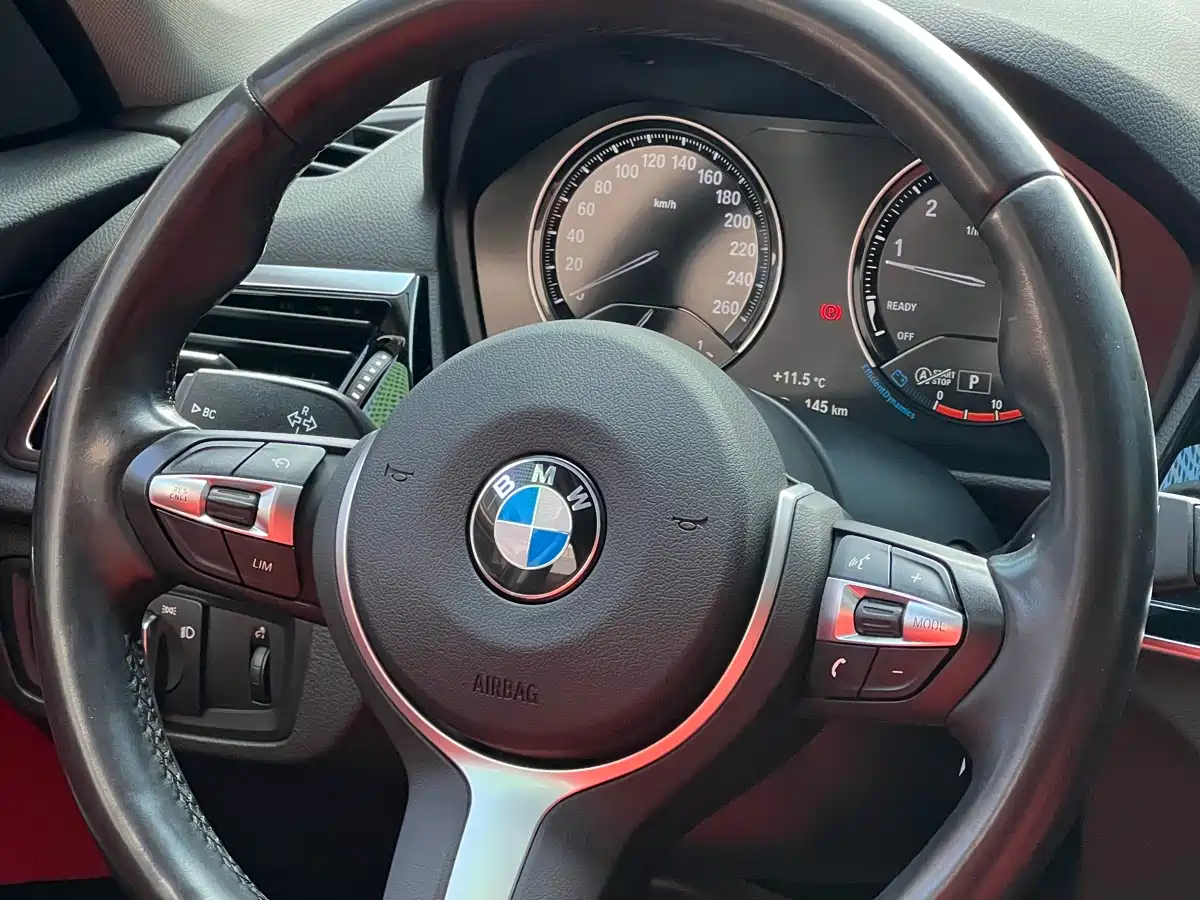 BMW 1 Series 2021 125i M Sport Black Night Edition фото 11