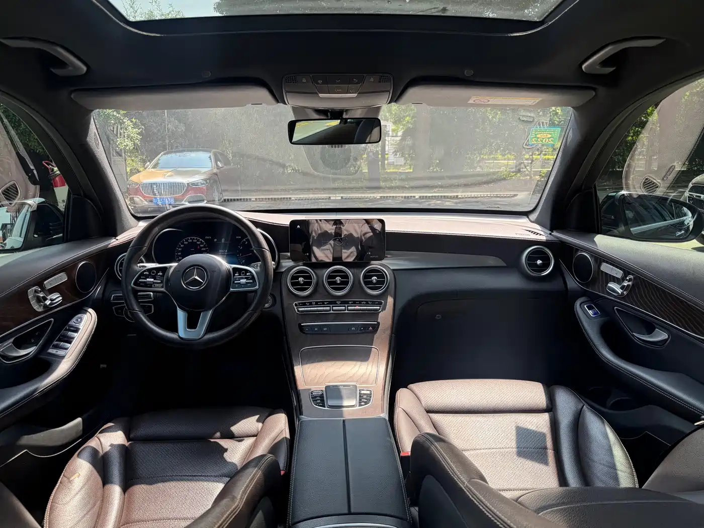 Mercedes-Benz GLC 2020 Facelift GLC 300 L 4MATIC Dynamic фото 10