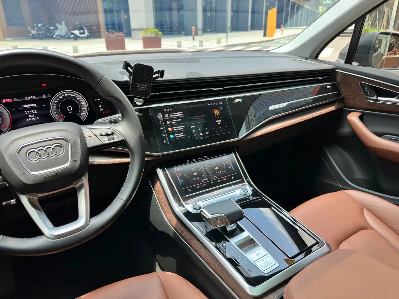 AUDI Q7