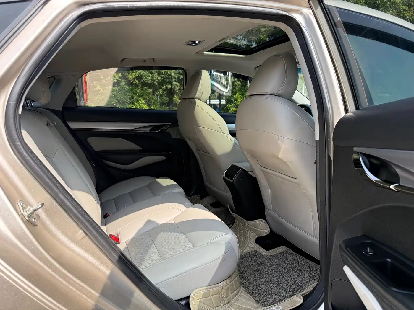 GEELY AUTOMOBILE BINRUI