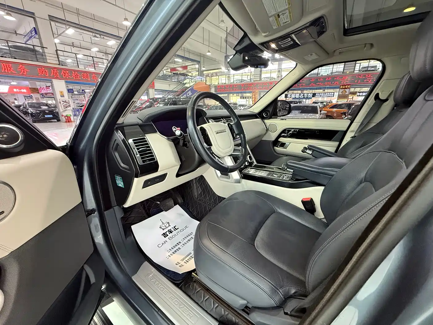 Land Rover Range Rover 2019 3.0 SCV6 Heritage Edition фото 4