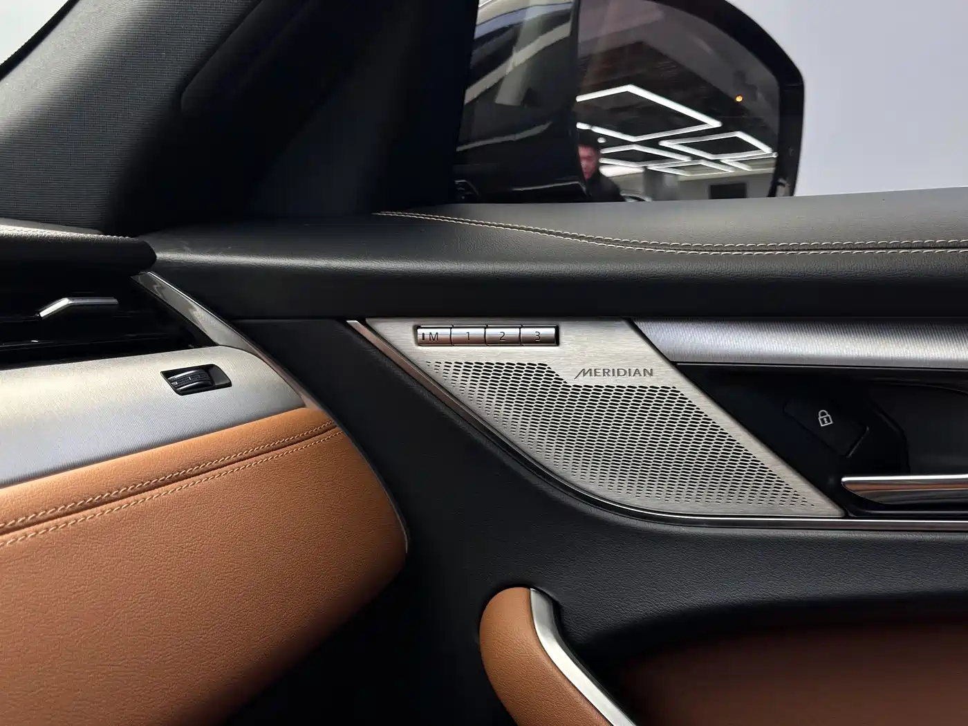 Jaguar F-PACE 2021 340PS R-Dynamic SE фото 12
