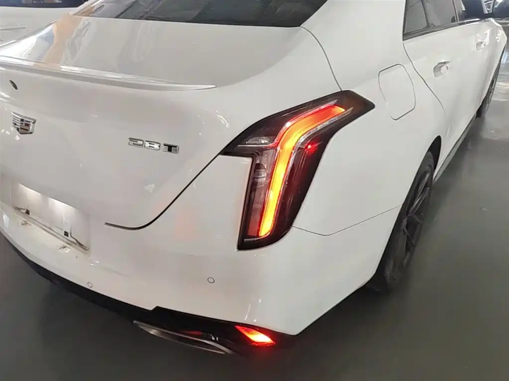 Cadillac CT4 2022 28T Premium фото 8