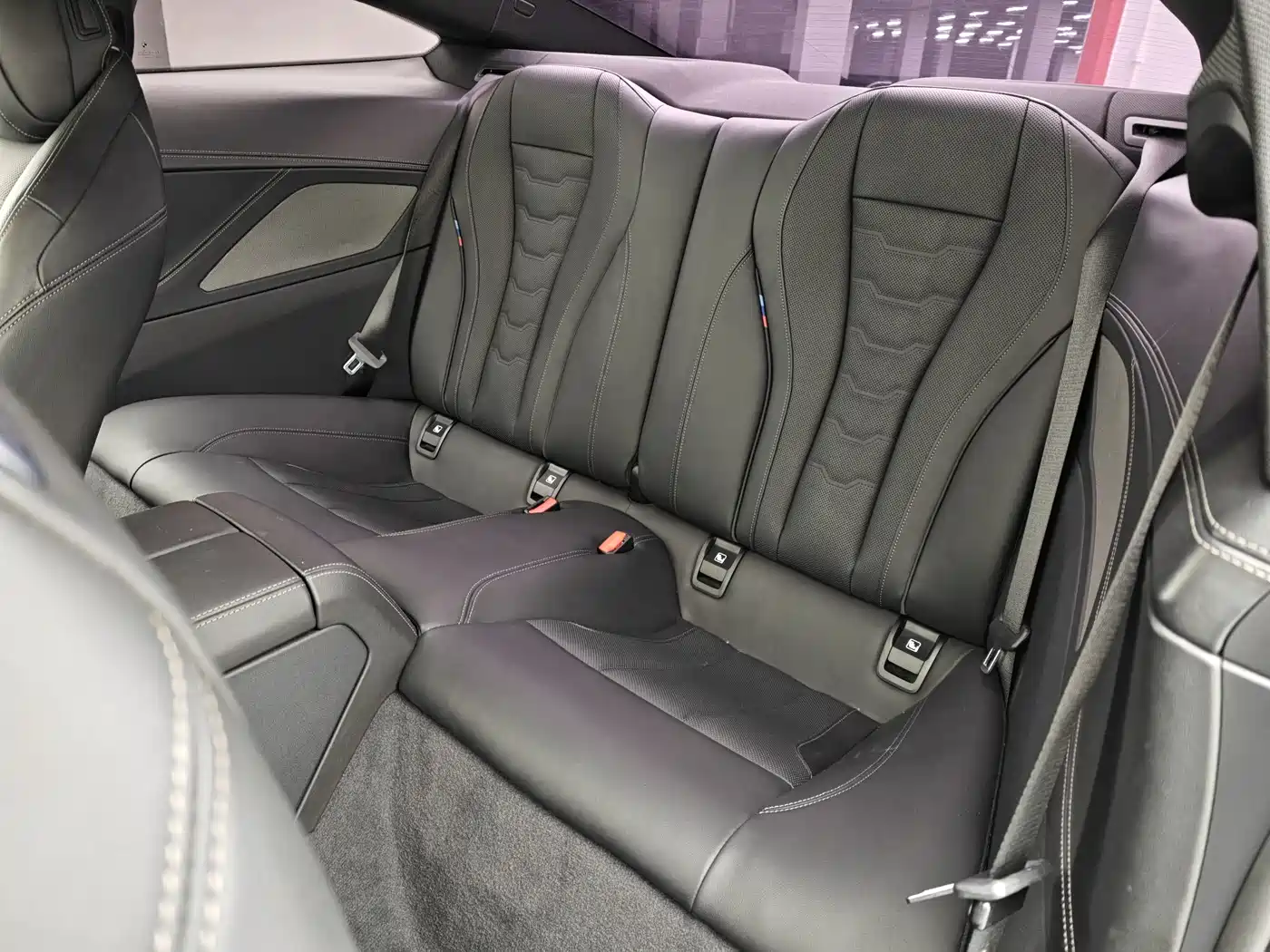 BMW 8 Series 2019 840i Coupe M Sport Package фото 9
