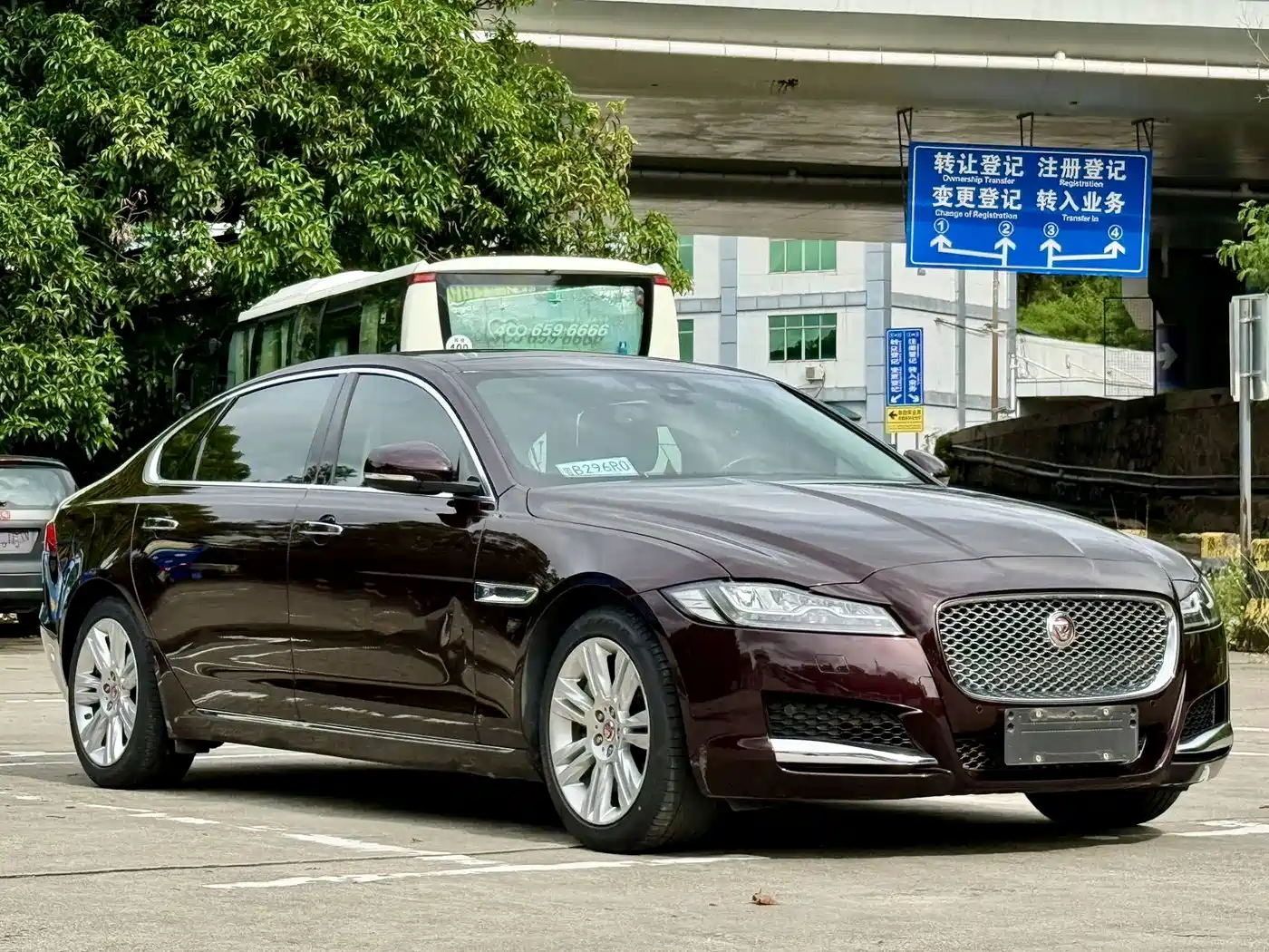 Фото 3 - Jaguar XFL