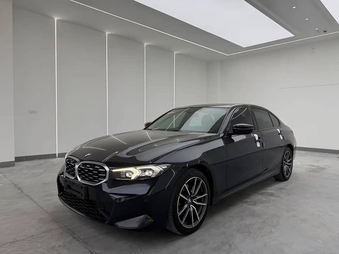 BMW 3 Series 2024 325Li M Sport Package
