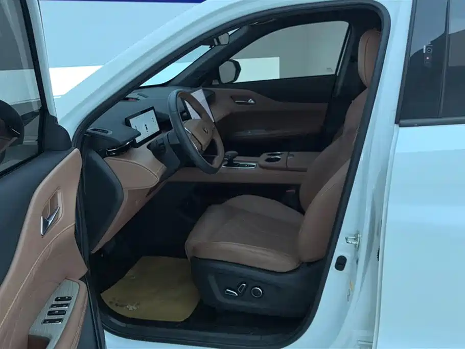 Changan UNI-Z New Energy 2024 2024 Blue Whale Smart Electric iDD 125km Excellence Model