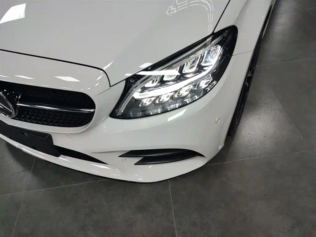Mercedes-Benz C-Class 2020 Facelift C 260 L Sport фото 24