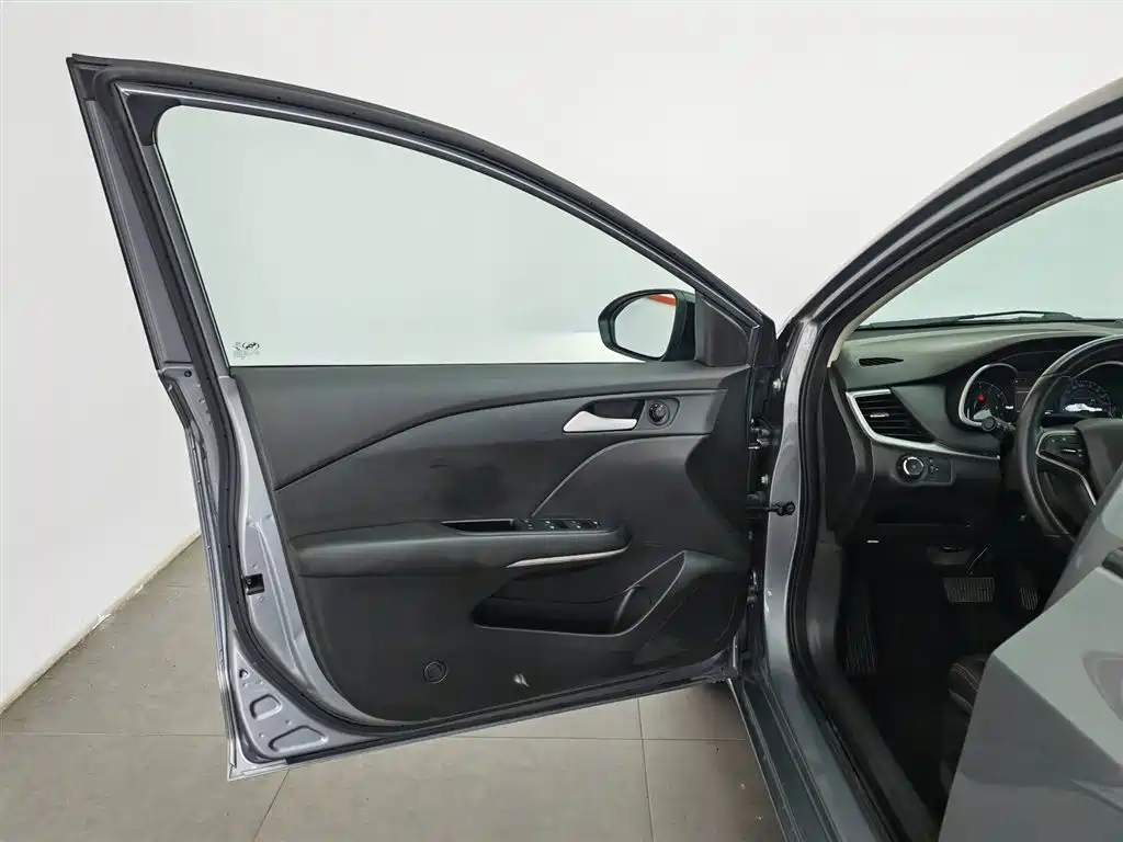 Chevrolet Monza 2019 Redline 320T DCT Refreshing Edition VI фото 8