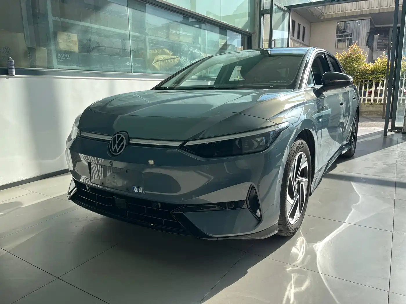 VOLKSWAGEN ID.7 VIZZION