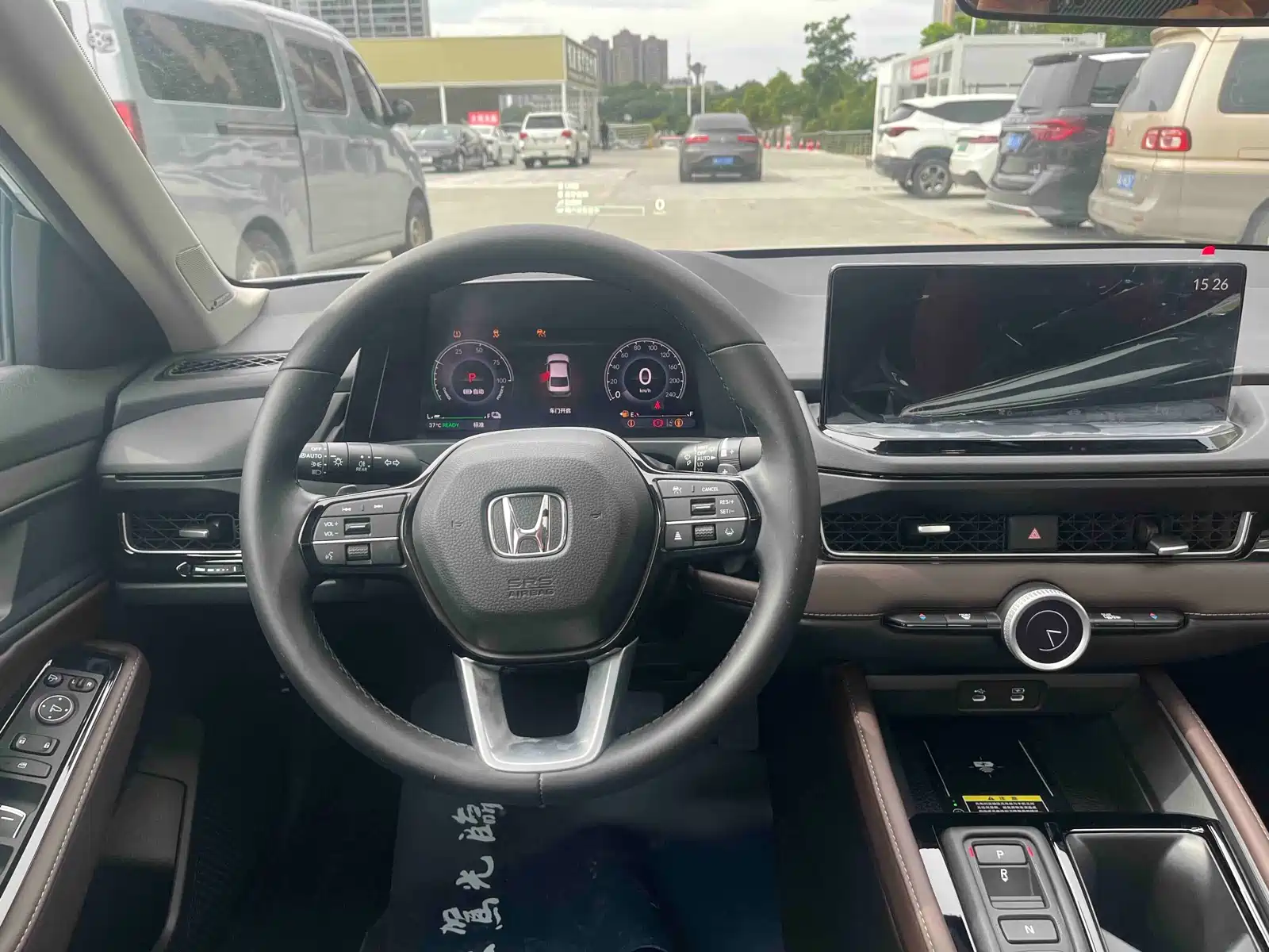 Фото 8 - Honda Inspire Hybrid