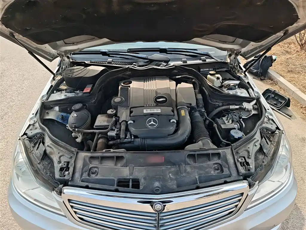 Mercedes-Benz C-Class 2013 C 260 Elegance Grand Edition фото 16