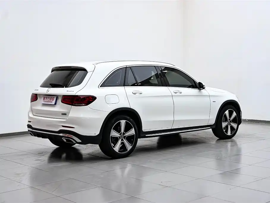 Mercedes-Benz GLC 2022 Facelift GLC 300 L 4MATIC Dynamic Collector's Edition фото 7