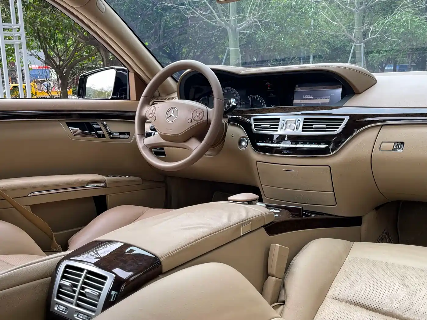 Mercedes-Benz S-Class 2010 S 300 L Business фото 6