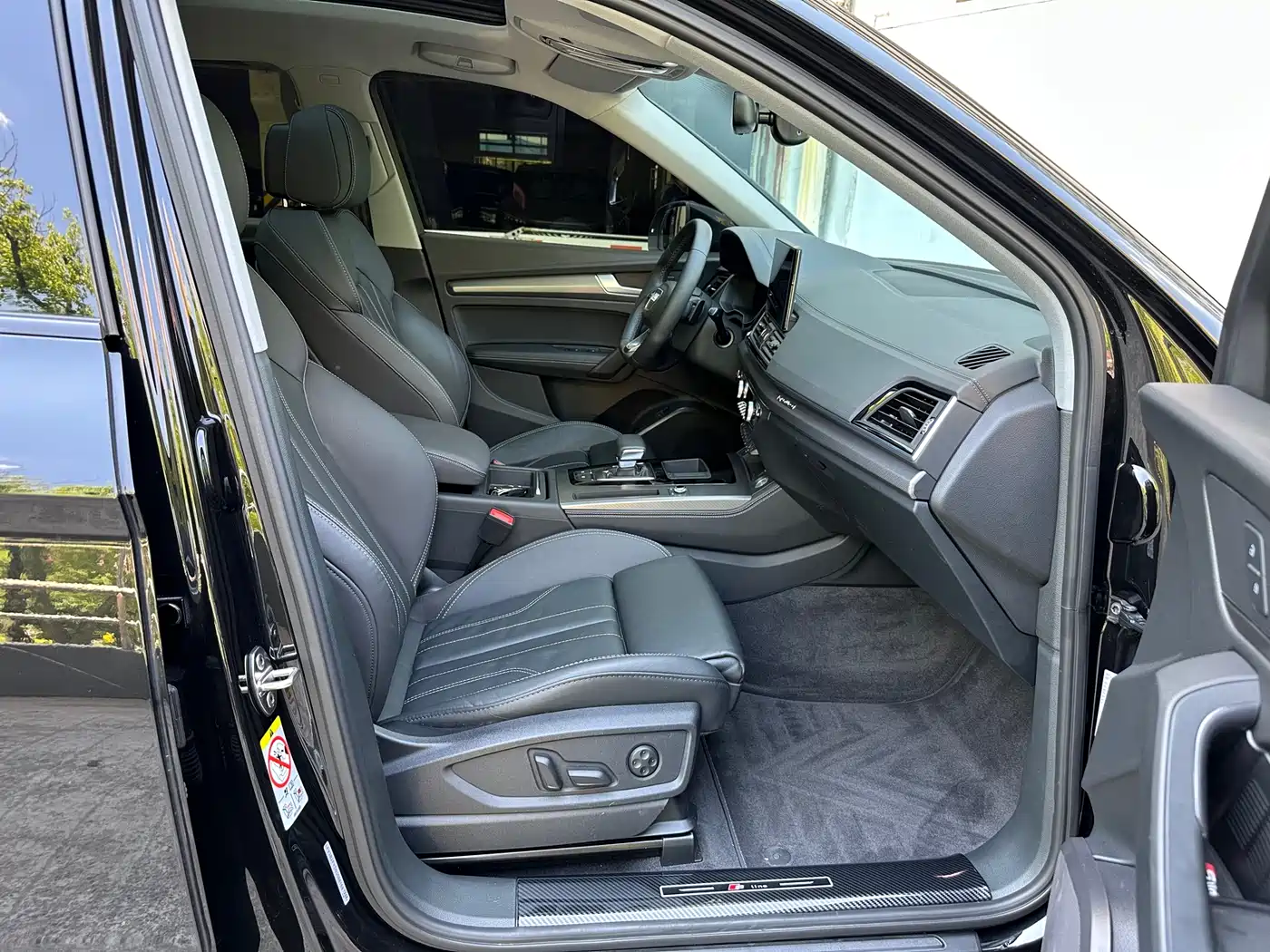 Audi Q5L 2022 Facelift 40T Luxury Dynamic фото 11