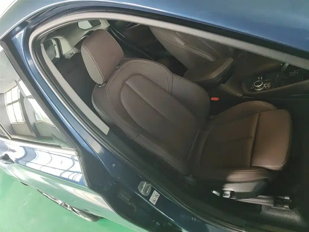 BMW X1 2021 xDrive25Li Exclusive фото 25