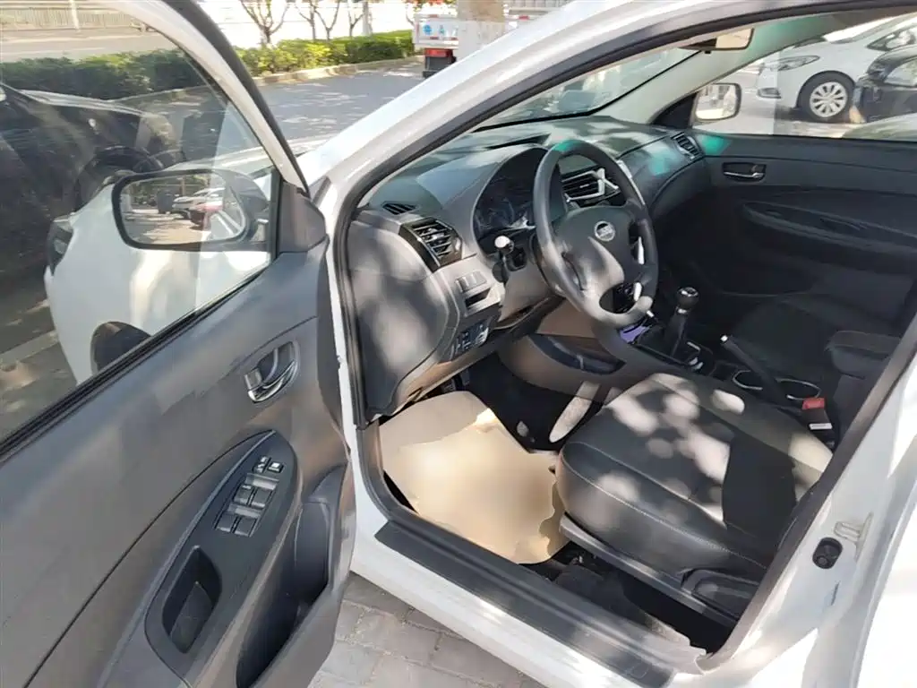 BYD F3 2020 1.5L Manual Premium Edition фото 16
