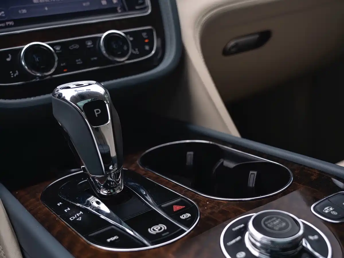 Bentley Bentayga 2017 2017 6.0T Standard Edition