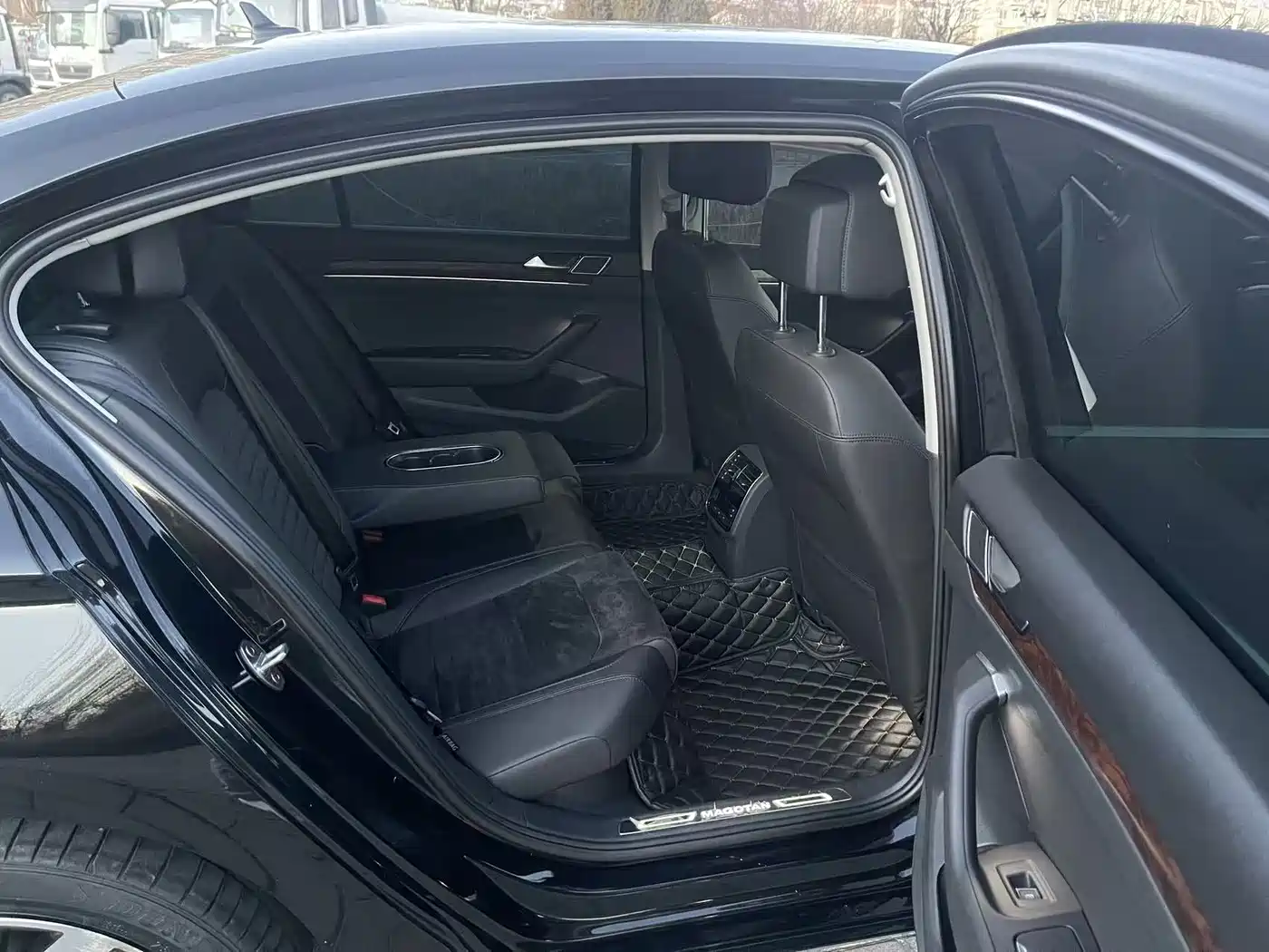 Volkswagen Magotan 2018 380TSI DSG Premium фото 13