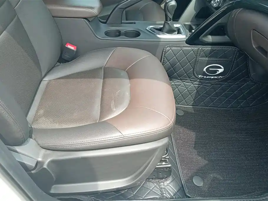 GAC Trumpchi Trumpchi GS4 2015 200T Manual Luxury Edition фото 8