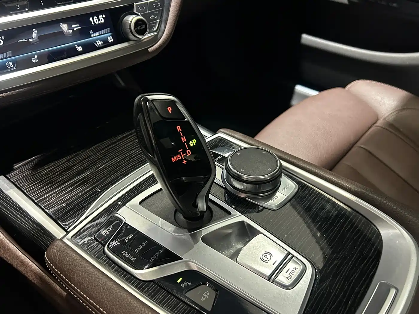 BMW 7 Series 2018 730Li Leading Type M Sport Package фото 14