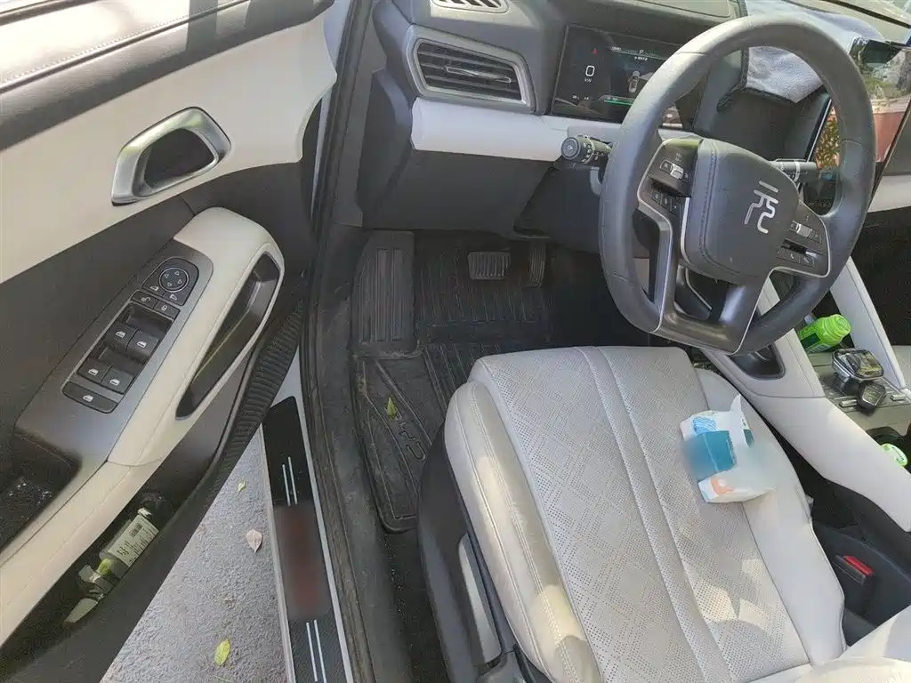 BYD Yuan UP 2024 401KM Vitality Edition фото 14