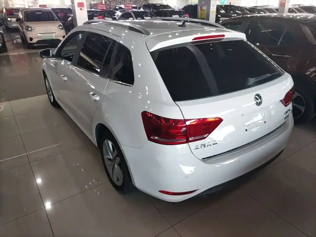 Volkswagen Lavida Tour 2018 2017 180TSI DSG Comfort Edition