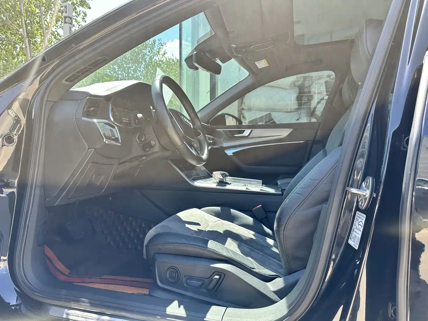 Audi A6L New Energy 2020 55 TFSI e quattro фото 4
