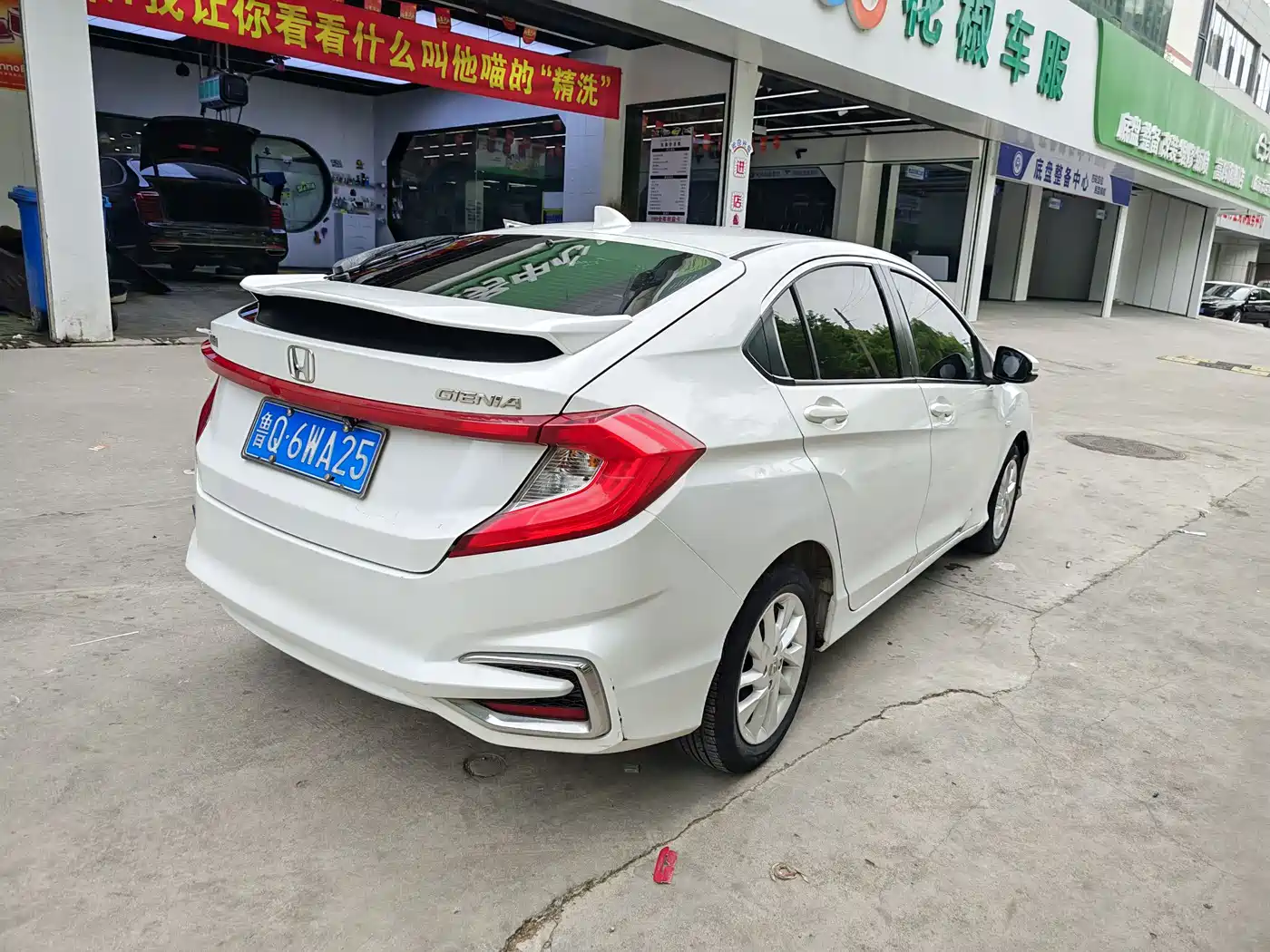 Honda Gienia 2017 2017 1.5L CVT Comfort Edition